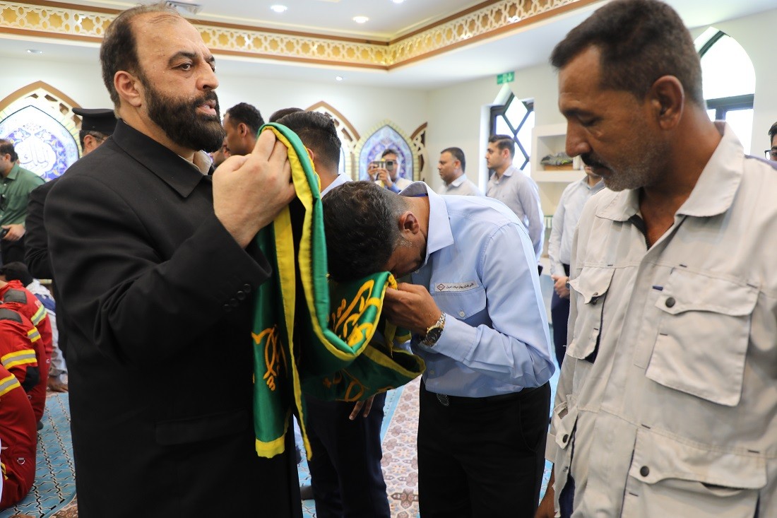 حضور کاروان خادمین حرم مطهر حضرت امام رضا (ع) در <strong><strong>شرکت صبا فولاد خلیج فارس</strong></strong>