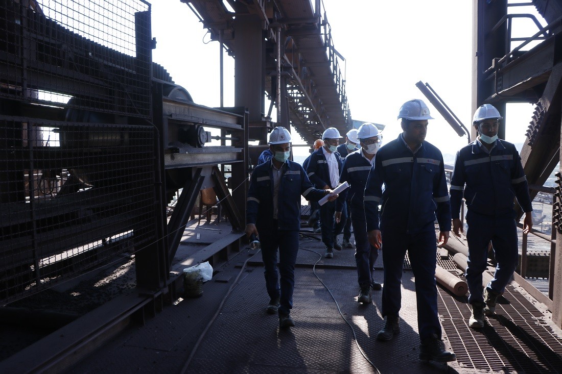 بازدید مدیرعامل شرکت صبا فولاد خلیج فارس از تعمیرات اساسی این کارخانه